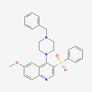 molecular formula C27H27N3O3S B2543217 3-(Benzenesulfonyl)-4-(4-benzylpiperazin-1-yl)-6-methoxyquinoline CAS No. 866843-37-0