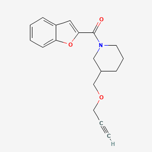 molecular formula C18H19NO3 B2543268 Benzofuran-2-yl(3-((prop-2-yn-1-yloxy)methyl)piperidin-1-yl)methanone CAS No. 1251706-80-5