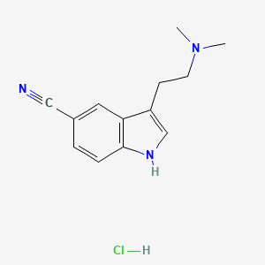 molecular formula C13H16ClN3 B2543269 3-[2-(二甲氨基)乙基]-1H-吲哚-5-碳腈；盐酸 CAS No. 2445791-98-8