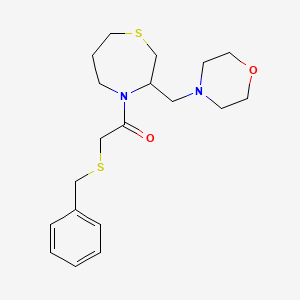 2-(Benzylthio)-1-(3-(morpholinomethyl)-1,4-thiazepan-4-yl)ethanone