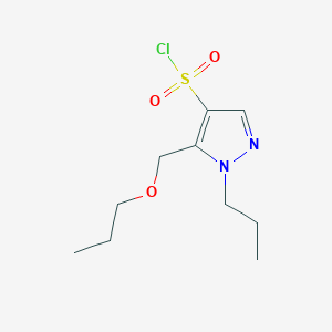 molecular formula C10H17ClN2O3S B2544670 5-(propoxymethyl)-1-propyl-1H-pyrazole-4-sulfonyl chloride CAS No. 1856099-49-4