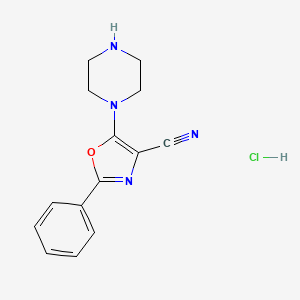 molecular formula C14H15ClN4O B2544993 2-苯基-5-(哌嗪-1-基)-1,3-恶唑-4-甲腈盐酸盐 CAS No. 1226259-07-9