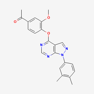 molecular formula C22H20N4O3 B2545595 1-(4-((1-(3,4-dimethylphenyl)-1H-pyrazolo[3,4-d]pyrimidin-4-yl)oxy)-3-methoxyphenyl)ethanone CAS No. 872623-36-4