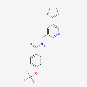 molecular formula C18H13F3N2O3 B2545723 N-((5-(呋喃-2-基)吡啶-3-基)甲基)-4-(三氟甲氧基)苯甲酰胺 CAS No. 2034340-67-3