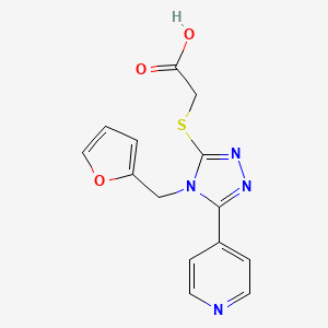 molecular formula C14H12N4O3S B2545786 2-{[4-(呋喃-2-基甲基)-5-(吡啶-4-基)-4H-1,2,4-三唑-3-基]硫代}乙酸 CAS No. 557062-86-9