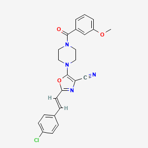 molecular formula C24H21ClN4O3 B2546279 (E)-2-(4-氯苯乙烯基)-5-(4-(3-甲氧基苯甲酰基)哌嗪-1-基)恶唑-4-腈 CAS No. 940987-94-0