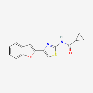 molecular formula C15H12N2O2S B2546587 N-(4-(苯并呋喃-2-基)噻唑-2-基)环丙烷甲酰胺 CAS No. 930495-83-3