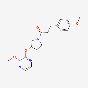 3-(4-Methoxyphenyl)-1-(3-((3-methoxypyrazin-2-yl)oxy)pyrrolidin-1-yl)propan-1-one