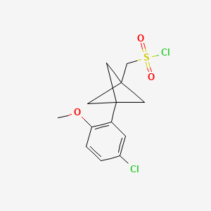 molecular formula C13H14Cl2O3S B2546966 [3-(5-Chloro-2-methoxyphenyl)-1-bicyclo[1.1.1]pentanyl]methanesulfonyl chloride CAS No. 2287315-25-5