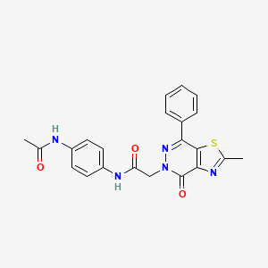 molecular formula C22H19N5O3S B2547043 N-(4-乙酰氨基苯基)-2-(2-甲基-4-氧代-7-苯基噻唑并[4,5-d]嘧啶并[5(4H)-基)乙酰胺 CAS No. 941948-95-4