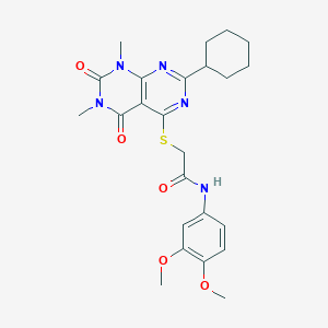 molecular formula C24H29N5O5S B2547175 2-((2-cyclohexyl-6,8-dimethyl-5,7-dioxo-5,6,7,8-tetrahydropyrimido[4,5-d]pyrimidin-4-yl)thio)-N-(3,4-dimethoxyphenyl)acetamide CAS No. 893914-51-7