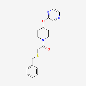 molecular formula C18H21N3O2S B2547244 2-(苄硫基)-1-(4-(吡嗪-2-氧基)哌啶-1-基)乙酮 CAS No. 1421478-13-8