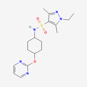 molecular formula C17H25N5O3S B2547729 1-乙基-3,5-二甲基-N-((1r,4r)-4-(嘧啶-2-基氧基)环己基)-1H-吡唑-4-磺酰胺 CAS No. 2034501-72-7