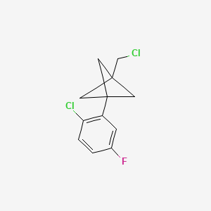 molecular formula C12H11Cl2F B2547737 1-(2-Chloro-5-fluorophenyl)-3-(chloromethyl)bicyclo[1.1.1]pentane CAS No. 2287267-78-9