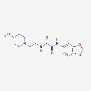 N1-(benzo[d][1,3]dioxol-5-yl)-N2-(2-(4-hydroxypiperidin-1-yl)ethyl)oxalamide