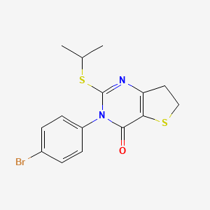 molecular formula C15H15BrN2OS2 B2548176 3-(4-Bromophenyl)-2-propan-2-ylsulfanyl-6,7-dihydrothieno[3,2-d]pyrimidin-4-one CAS No. 687566-64-9