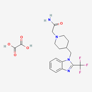 molecular formula C18H21F3N4O5 B2549230 2-(4-((2-(trifluoromethyl)-1H-benzo[d]imidazol-1-yl)methyl)piperidin-1-yl)acetamide oxalate CAS No. 1351644-92-2