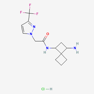 molecular formula C13H18ClF3N4O B2549908 N-(1-氨基螺[3.3]庚烷-3-基)-2-[3-(三氟甲基)吡唑-1-基]乙酰胺；盐酸盐 CAS No. 2418663-07-5