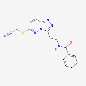 molecular formula C16H14N6OS B2550205 N-[2-[6-(cyanomethylsulfanyl)-[1,2,4]triazolo[4,3-b]pyridazin-3-yl]ethyl]benzamide CAS No. 893993-40-3