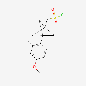 molecular formula C14H17ClO3S B2550683 [3-(4-Methoxy-2-methylphenyl)-1-bicyclo[1.1.1]pentanyl]methanesulfonyl chloride CAS No. 2287321-58-6