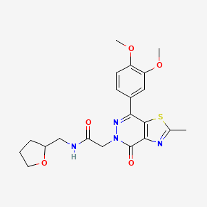 molecular formula C21H24N4O5S B2550687 2-(7-(3,4-dimethoxyphenyl)-2-methyl-4-oxothiazolo[4,5-d]pyridazin-5(4H)-yl)-N-((tetrahydrofuran-2-yl)methyl)acetamide CAS No. 942004-03-7