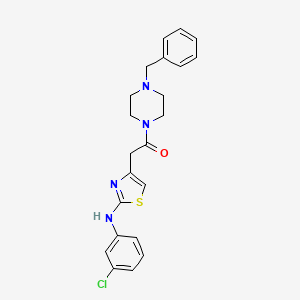 molecular formula C22H23ClN4OS B2551492 1-(4-Benzylpiperazin-1-yl)-2-(2-((3-chlorophenyl)amino)thiazol-4-yl)ethanone CAS No. 1172061-11-8