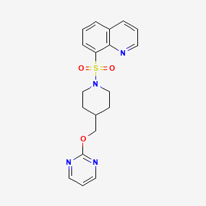 B2552017 8-[4-(Pyrimidin-2-yloxymethyl)piperidin-1-yl]sulfonylquinoline CAS No. 2379996-66-2