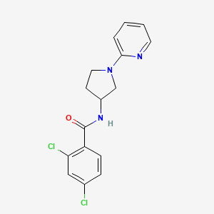 molecular formula C16H15Cl2N3O B2552065 2,4-dichloro-N-(1-(pyridin-2-yl)pyrrolidin-3-yl)benzamide CAS No. 1788677-43-9