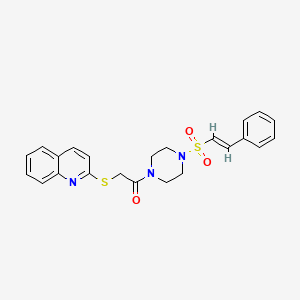 molecular formula C23H23N3O3S2 B2552124 1-[4-[(E)-2-phenylethenyl]sulfonylpiperazin-1-yl]-2-quinolin-2-ylsulfanylethanone CAS No. 1147501-77-6