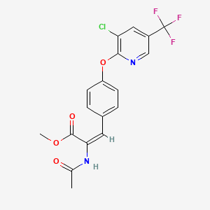 molecular formula C18H14ClF3N2O4 B2552163 methyl (2E)-3-(4-{[3-chloro-5-(trifluoromethyl)pyridin-2-yl]oxy}phenyl)-2-acetamidoprop-2-enoate CAS No. 1781254-31-6