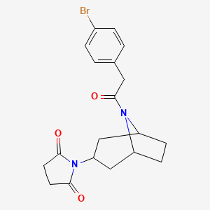 molecular formula C19H21BrN2O3 B2552596 1-((1R,5S)-8-(2-(4-溴苯基)乙酰)-8-氮杂双环[3.2.1]辛烷-3-基)吡咯烷-2,5-二酮 CAS No. 2058740-04-6