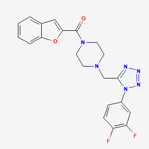 molecular formula C21H18F2N6O2 B2553840 苯并呋喃-2-基(4-((1-(3,4-二氟苯基)-1H-四唑-5-基)甲基)哌嗪-1-基)甲酮 CAS No. 1040677-65-3