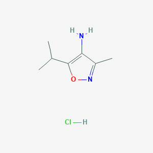 molecular formula C7H13ClN2O B2554061 3-Methyl-5-(propan-2-yl)-1,2-oxazol-4-amine hydrochloride CAS No. 2126163-08-2