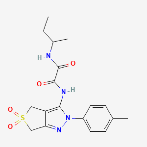molecular formula C18H22N4O4S B2554085 N1-(叔丁基)-N2-(5,5-二氧化-2-(对甲苯基)-4,6-二氢-2H-噻吩并[3,4-c]吡唑-3-基)草酰胺 CAS No. 899750-89-1