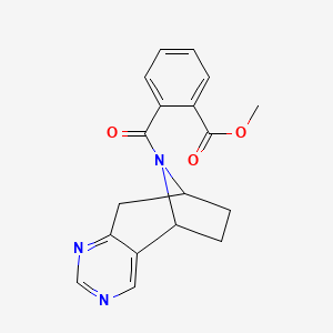 molecular formula C18H17N3O3 B2554904 methyl 2-((5R,8S)-6,7,8,9-tetrahydro-5H-5,8-epiminocyclohepta[d]pyrimidine-10-carbonyl)benzoate CAS No. 2058873-64-4