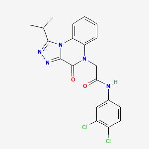 molecular formula C20H17Cl2N5O2 B2554916 N-(3,4-dichlorophenyl)-2-[4-oxo-1-(propan-2-yl)[1,2,4]triazolo[4,3-a]quinoxalin-5(4H)-yl]acetamide CAS No. 1260998-73-9