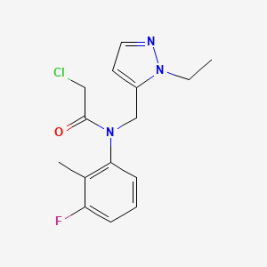 molecular formula C15H17ClFN3O B2555029 2-Chloro-N-[(2-ethylpyrazol-3-yl)methyl]-N-(3-fluoro-2-methylphenyl)acetamide CAS No. 2411300-19-9