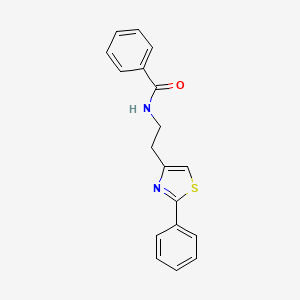 molecular formula C18H16N2OS B2556101 N-(2-(2-苯基噻唑-4-基)乙基)苯甲酰胺 CAS No. 863512-75-8