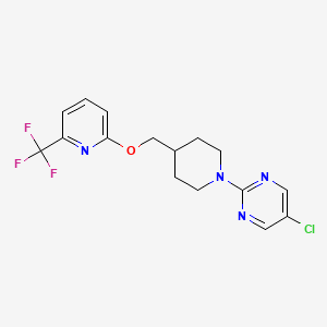 molecular formula C16H16ClF3N4O B2556374 5-Chloro-2-[4-({[6-(trifluoromethyl)pyridin-2-yl]oxy}methyl)piperidin-1-yl]pyrimidine CAS No. 2198845-41-7