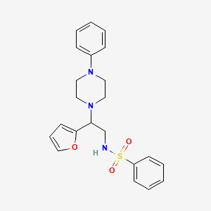 molecular formula C22H25N3O3S B2556389 N-[2-(furan-2-yl)-2-(4-phenylpiperazin-1-yl)ethyl]benzenesulfonamide CAS No. 877648-16-3