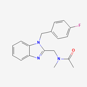 molecular formula C18H18FN3O B2556904 N-({1-[(4-fluorophenyl)methyl]benzimidazol-2-yl}methyl)-N-methylacetamide CAS No. 931337-99-4