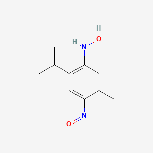 molecular formula C10H14N2O2 B2556946 N-(5-methyl-4-nitroso-2-propan-2-ylphenyl)hydroxylamine CAS No. 74317-48-9