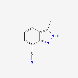 molecular formula C9H7N3 B2557662 3-メチル-1H-インダゾール-7-カルボニトリル CAS No. 1554584-26-7