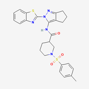 molecular formula C26H27N5O3S2 B2558557 N-(2-(benzo[d]thiazol-2-yl)-2,4,5,6-tetrahydrocyclopenta[c]pyrazol-3-yl)-1-tosylpiperidine-3-carboxamide CAS No. 1209695-02-2