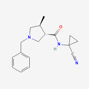 molecular formula C17H21N3O B2558796 (3S,4S)-1-Benzyl-N-(1-cyanocyclopropyl)-4-methylpyrrolidine-3-carboxamide CAS No. 2223203-10-7
