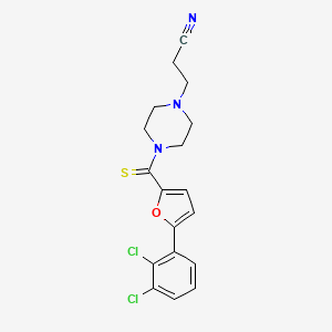 molecular formula C18H17Cl2N3OS B2558852 3-(4-(5-(2,3-dichlorophényl)furan-2-carbonothioyl)pipérazin-1-yl)propanenitrile CAS No. 332862-29-0