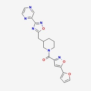 molecular formula C20H18N6O4 B2558865 (5-(呋喃-2-基)异恶唑-3-基)(3-((3-(吡嗪-2-基)-1,2,4-恶二唑-5-基)甲基)哌啶-1-基)甲烷酮 CAS No. 1704535-85-2