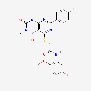 molecular formula C24H22FN5O5S B2559398 N-(2,5-二甲氧基苯基)-2-((2-(4-氟苯基)-6,8-二甲基-5,7-二氧代-5,6,7,8-四氢嘧啶并[4,5-d]嘧啶-4-基)硫代)乙酰胺 CAS No. 852170-32-2