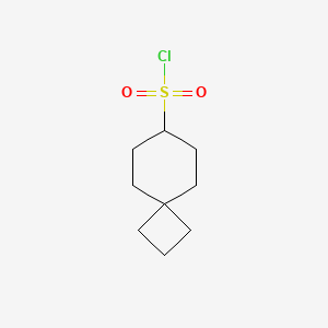 molecular formula C9H15ClO2S B2559674 螺[3.5]壬烷-7-磺酰氯 CAS No. 2241141-15-9