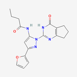 molecular formula C18H19N5O3 B2559875 N-(3-(furan-2-yl)-1-(4-oxo-4,5,6,7-tetrahydro-3H-cyclopenta[d]pyrimidin-2-yl)-1H-pyrazol-5-yl)butyramide CAS No. 1209089-10-0